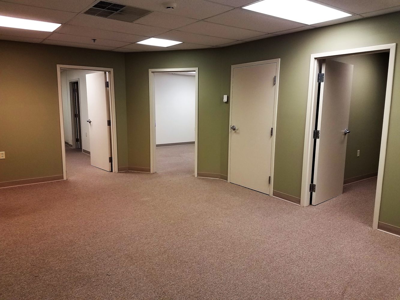 Suite 102
